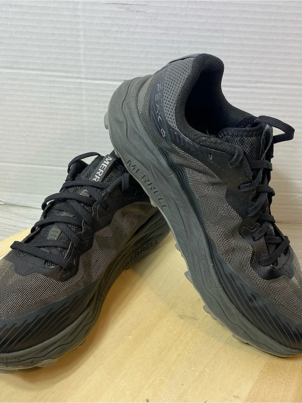 Merrell Men’s Agility Peak 6 Trail Running Shoes Black Size 9(J00003309)